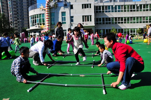 中国人民大学幼儿园顺利通过北京市教委阳光体育活动检查